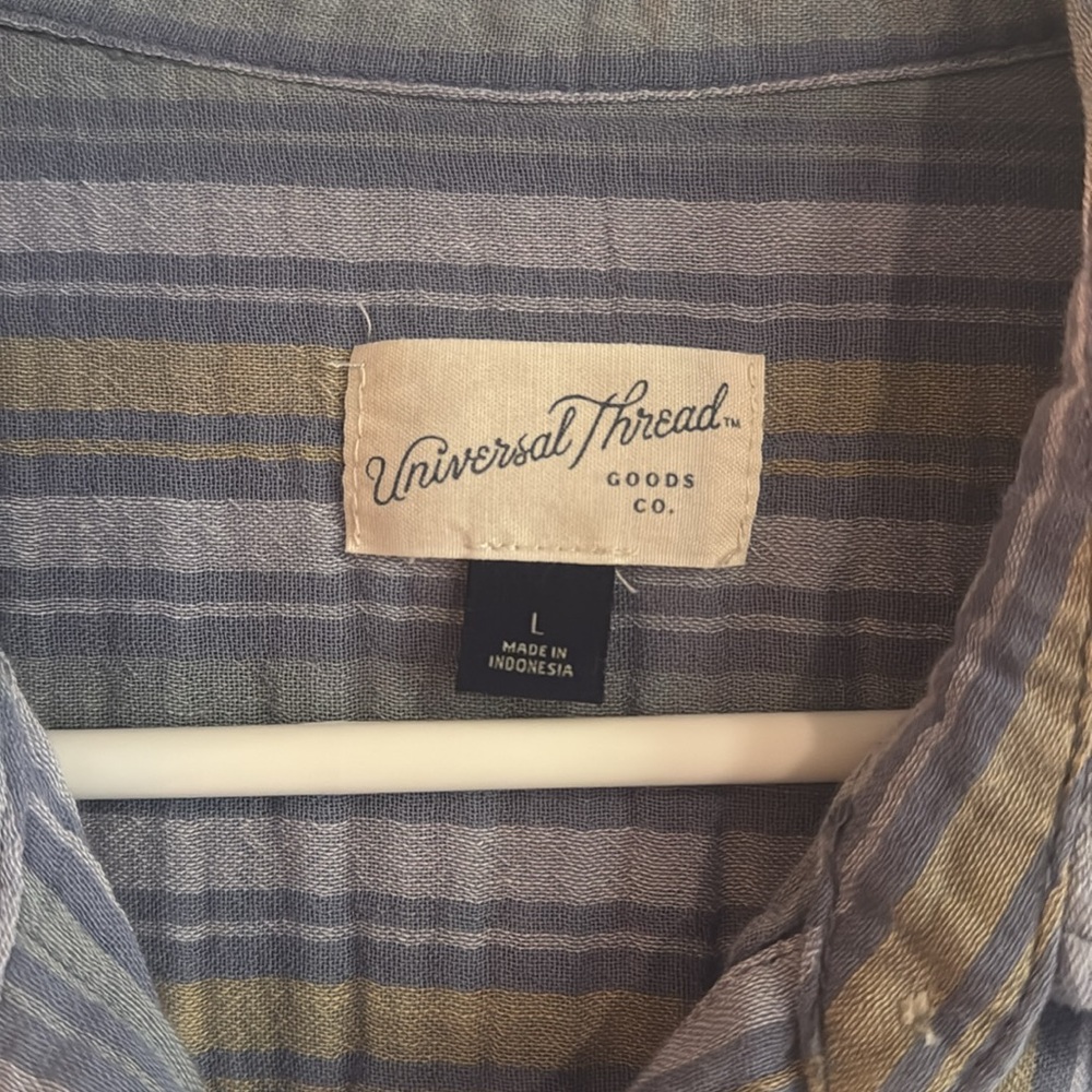 Universal Thread Button Down - Picture 3 of 5